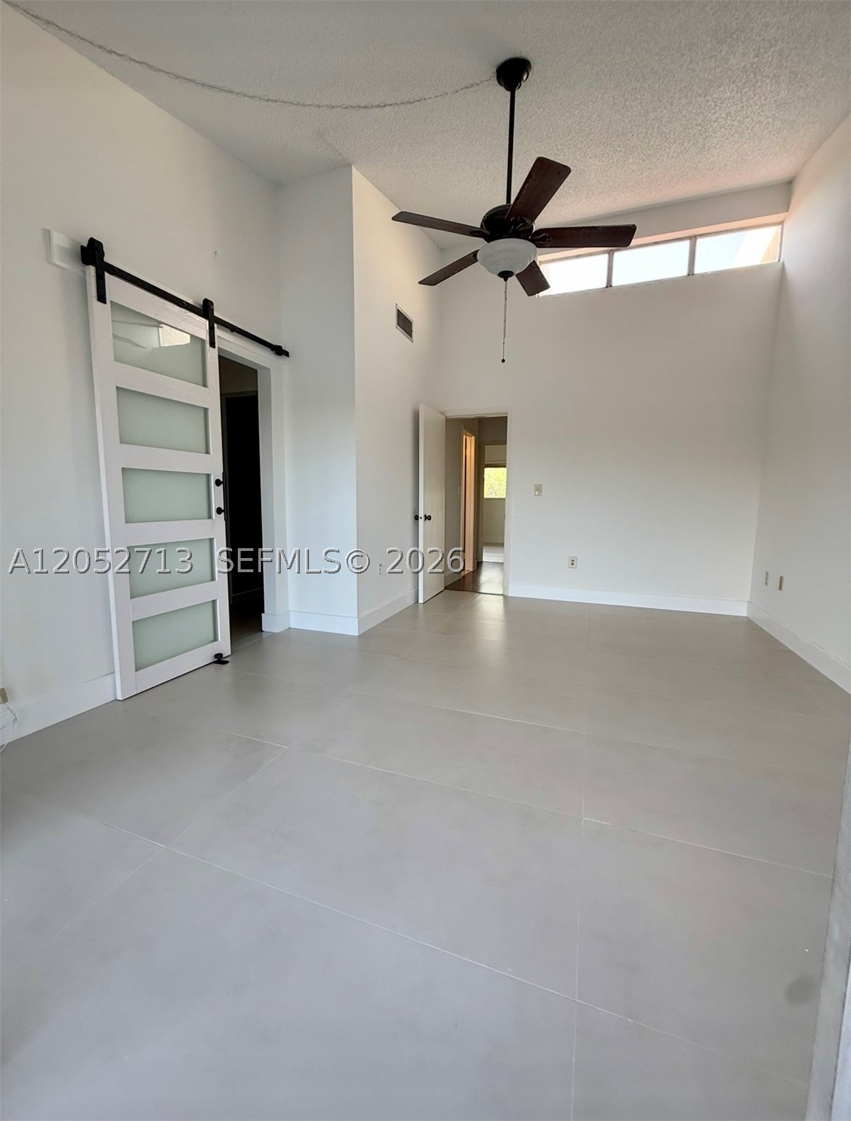 CATALONIA LAKE VILLAS - Residential Lease
