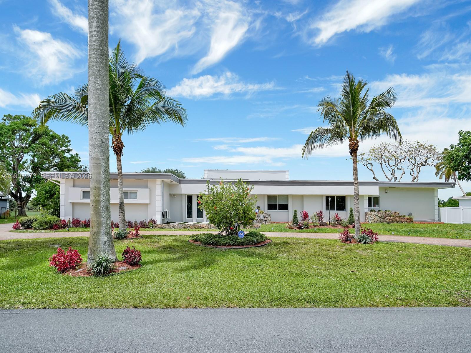 PLANTATION GOLF ESTATES - Residential