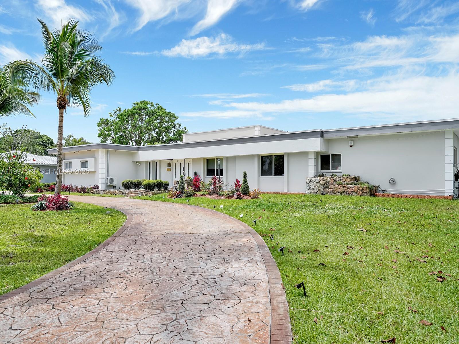 PLANTATION GOLF ESTATES - Residential