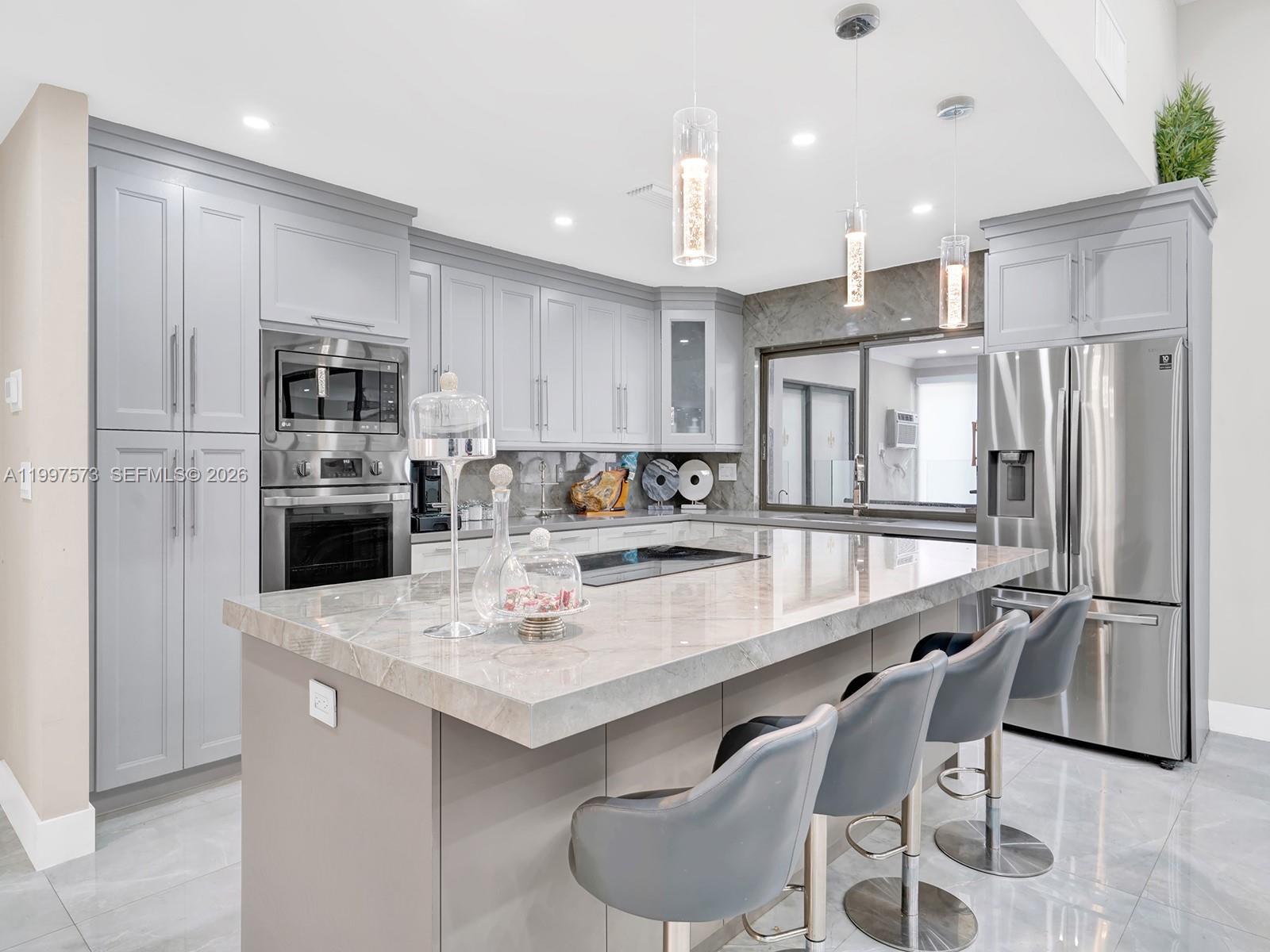 PLANTATION GOLF ESTATES - Residential