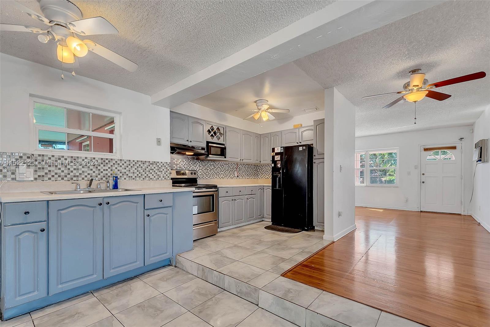 RICHMOND HEIGHTS - Residential