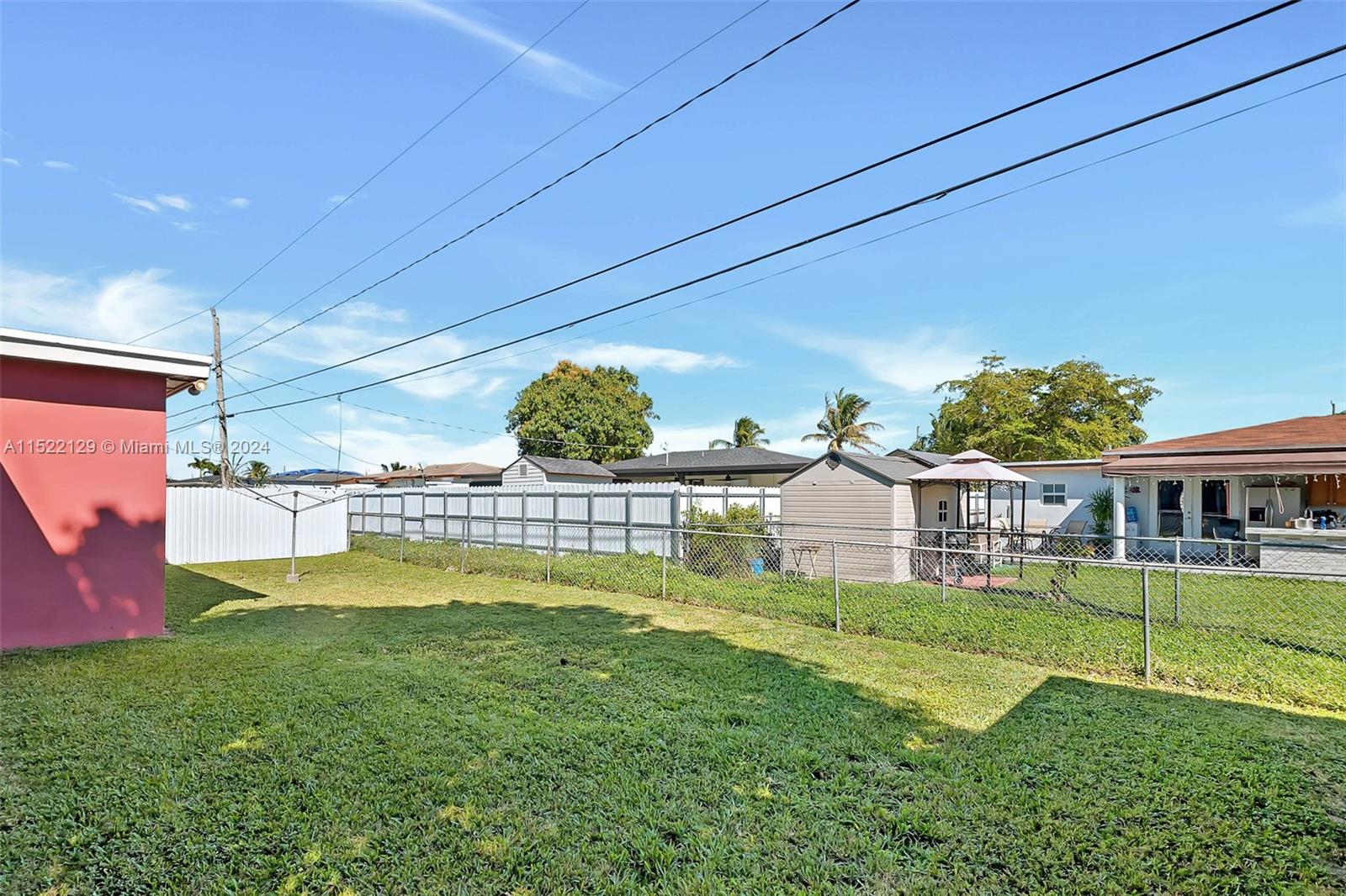 RICHMOND HEIGHTS - Residential