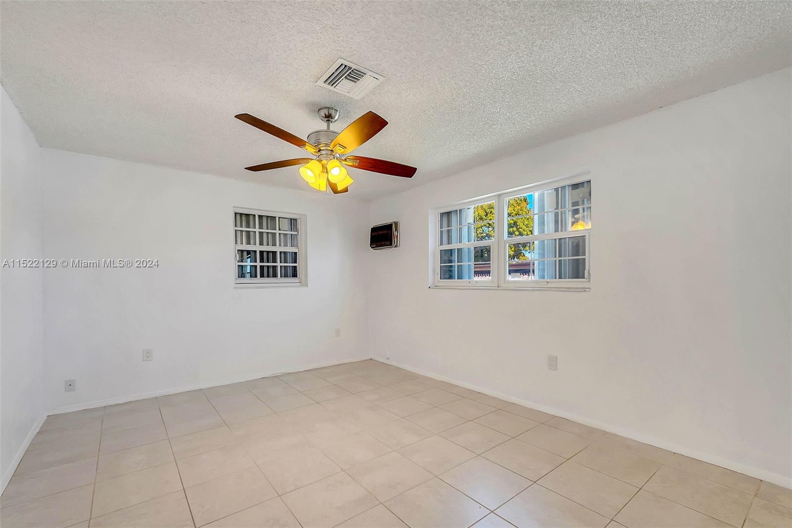 RICHMOND HEIGHTS - Residential