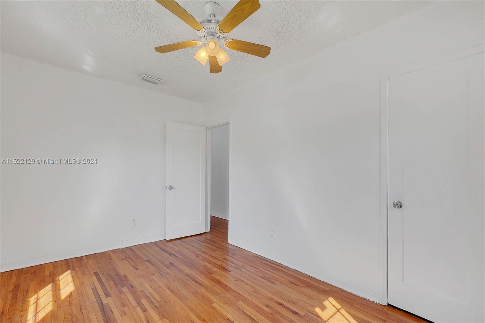 RICHMOND HEIGHTS - Residential
