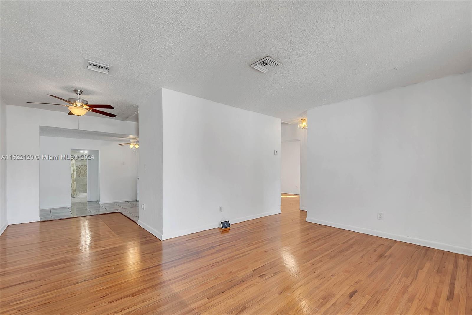 RICHMOND HEIGHTS - Residential