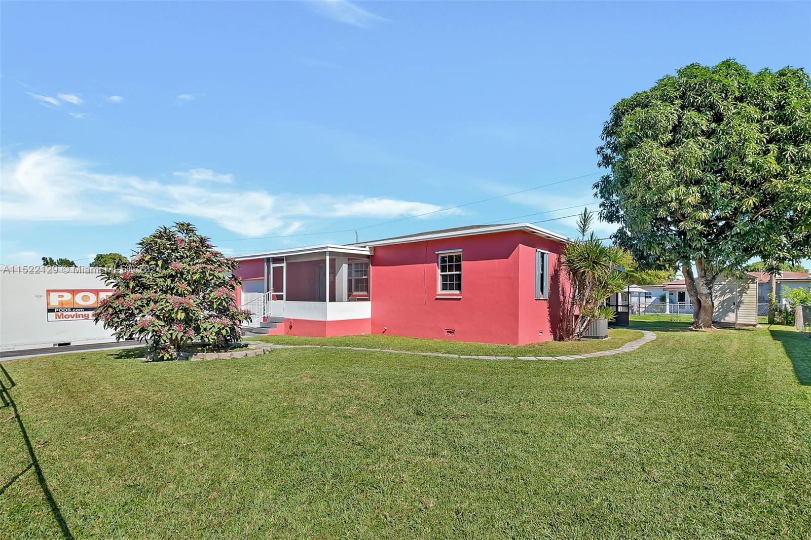 RICHMOND HEIGHTS - Residential