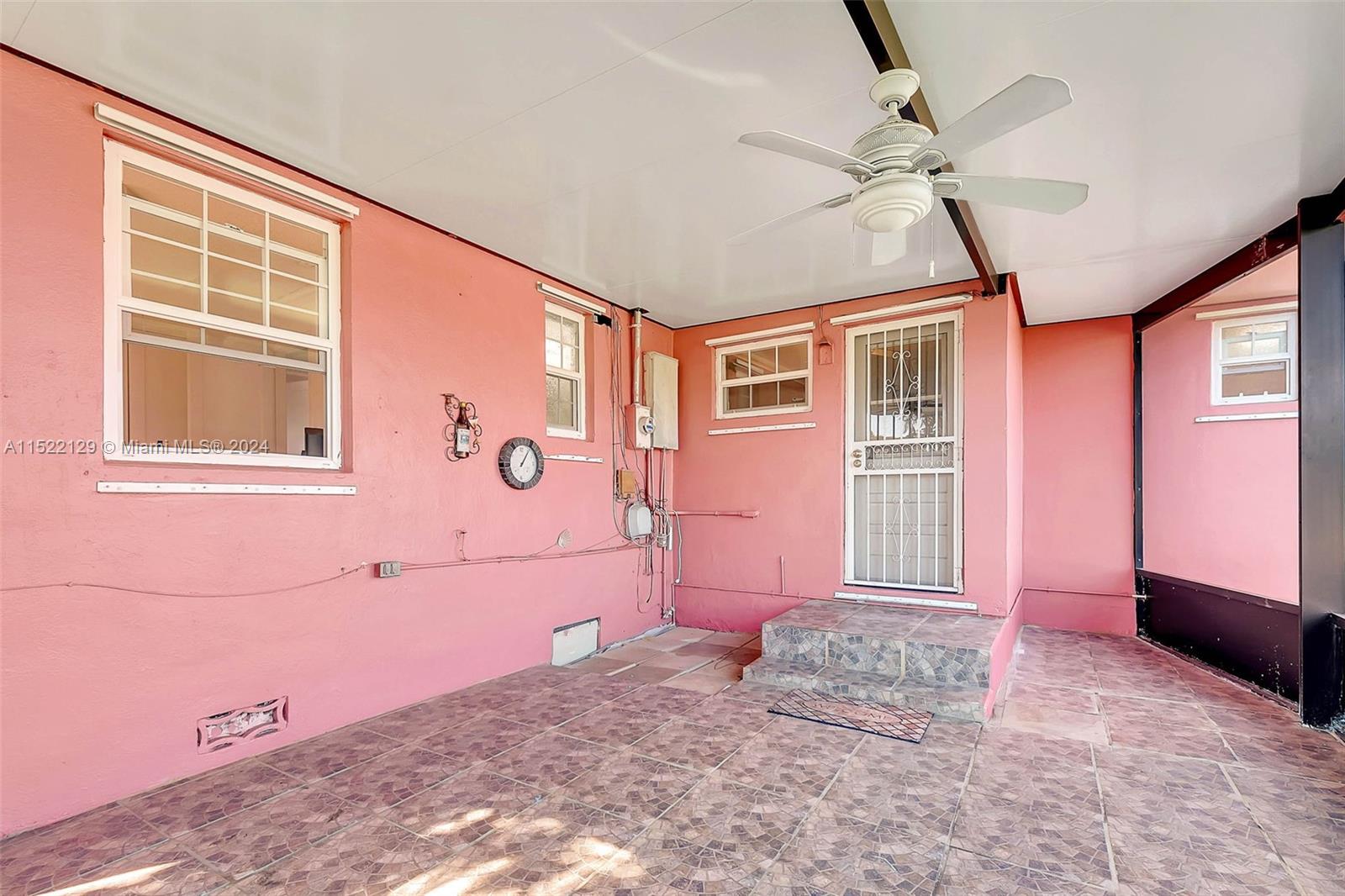 RICHMOND HEIGHTS - Residential