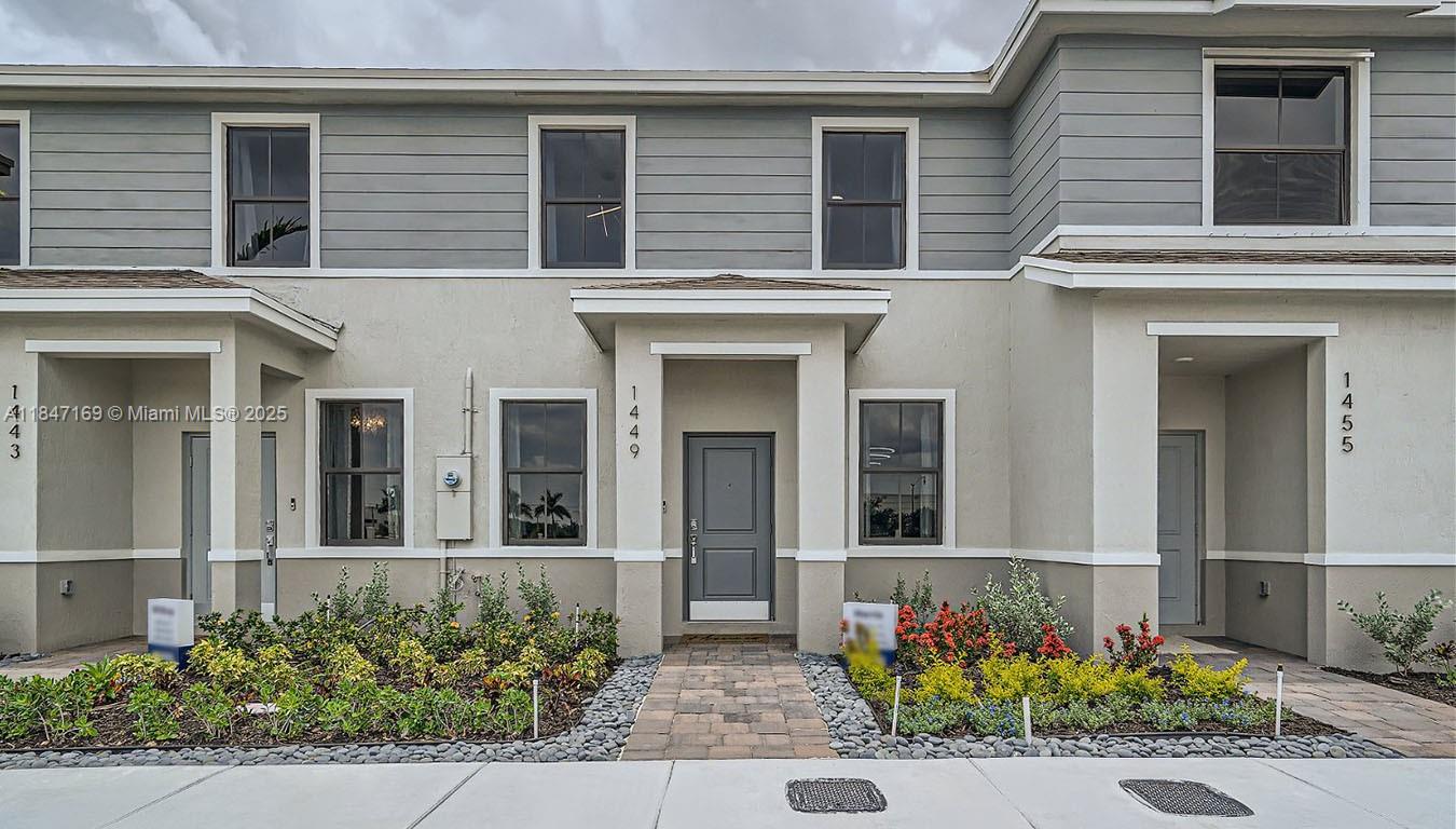 Gorgeous new construction townhome. Featuring 3 bedrooms and 2.5 bathrooms with walk in closet. Includes a fenced backyard, stainless steel appliances, laundry room and amenities throughout the community.  Centrally located near highways, commercial centers, schools, and entertainment.