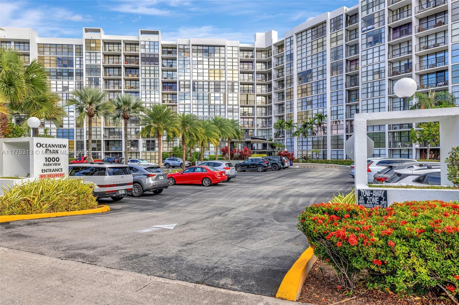 OCEANVIEW PARK CONDO - Residential Lease