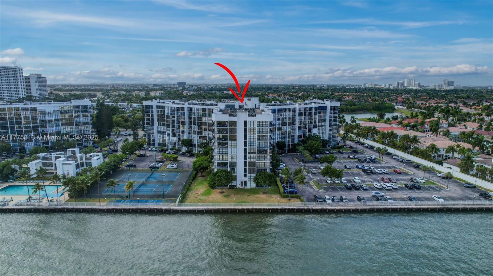 OCEANVIEW PARK CONDO - Residential Lease