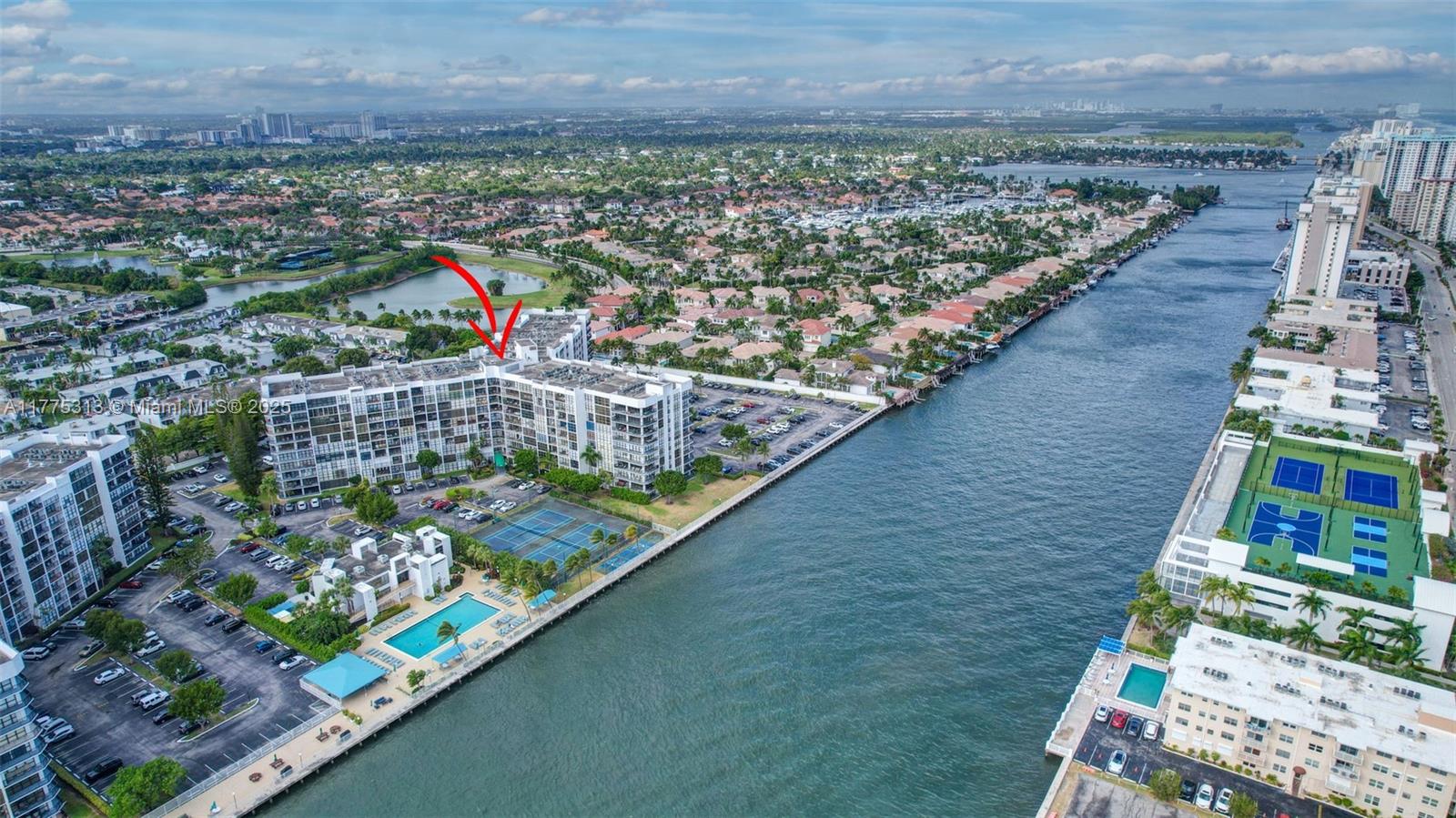 OCEANVIEW PARK CONDO - Residential Lease
