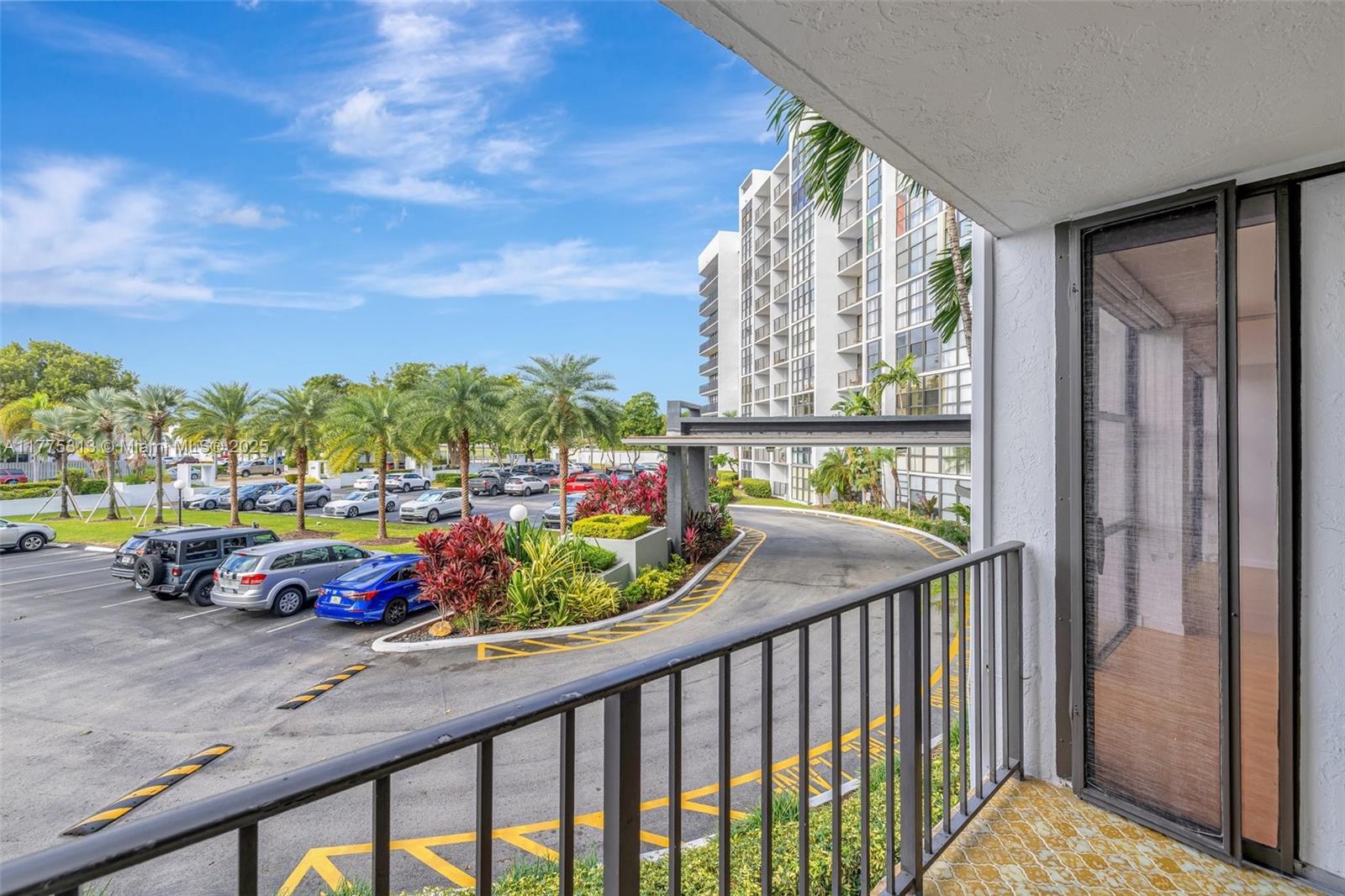 OCEANVIEW PARK CONDO - Residential Lease