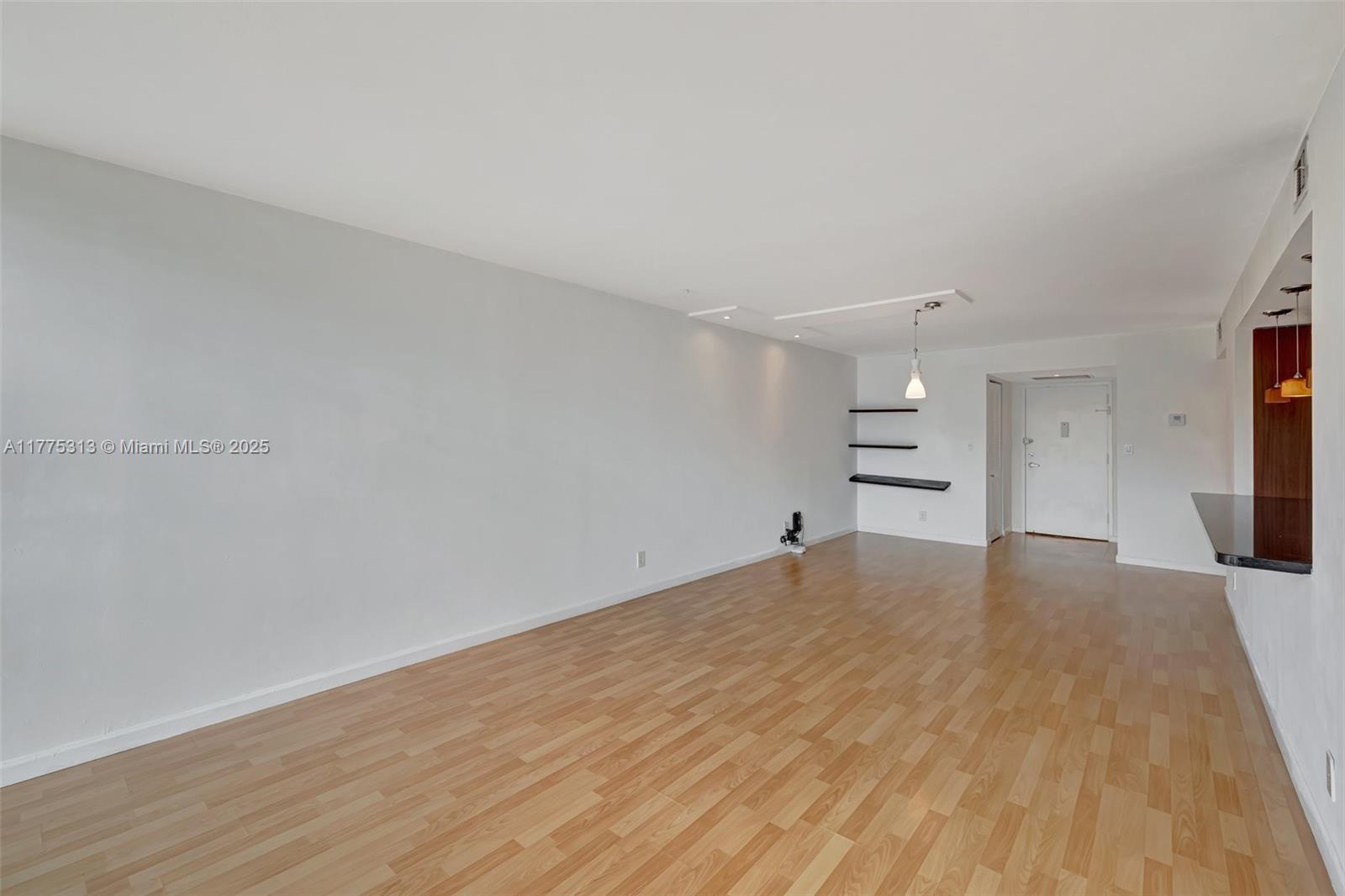 OCEANVIEW PARK CONDO - Residential Lease