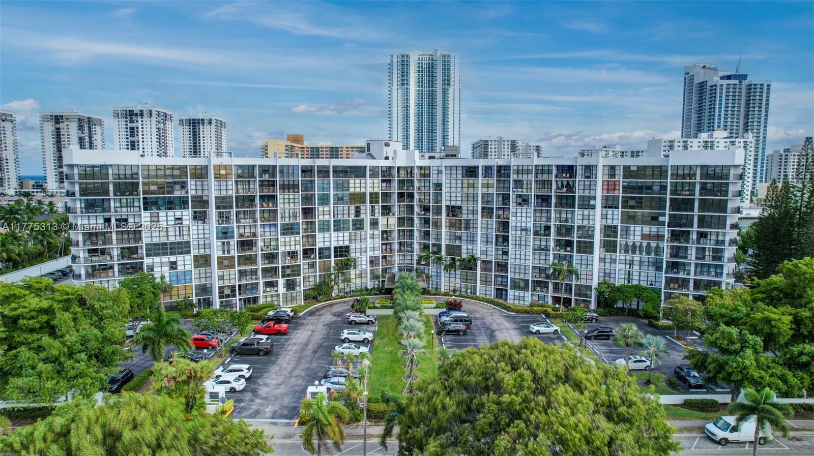 OCEANVIEW PARK CONDO - Residential Lease