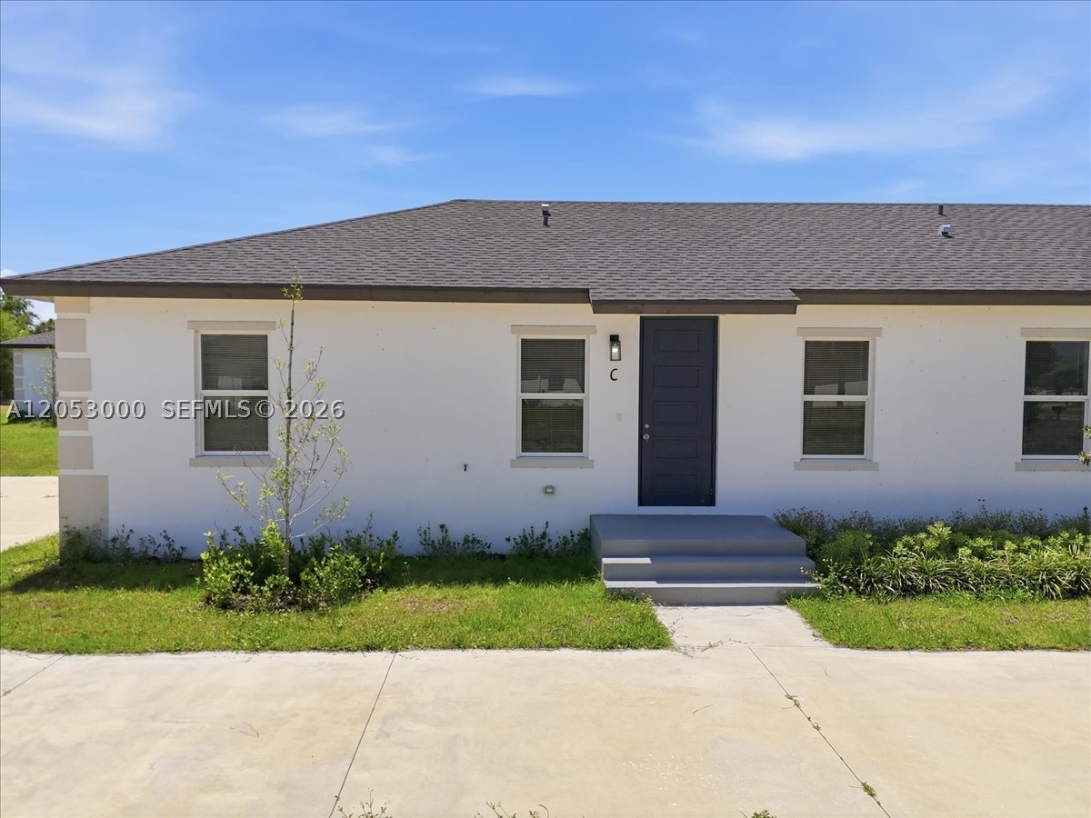 Now available for ANNUAL RENTAL in the desirable Rotonda West, Port Charlotte area! This beautifully designed newer construction triplex (unit C) offers 3 bedrooms, 2 bathrooms, and a modern open-concept layout with stylish finishes throughout. Enjoy the convenience of an included washer & dryer, a private 1-car detached garage, and a relaxing outdoor lanai porch perfect for enjoying Florida’s beautiful summer days. Located just a short drive from Gulf Coast beaches including Boca Grande and Englewood Beach, along with nearby golf courses, parks, shopping, dining, and outdoor recreation. This property offers the ideal blend of comfort, convenience, and Southwest Florida coastal living. Schedule your private tour today!