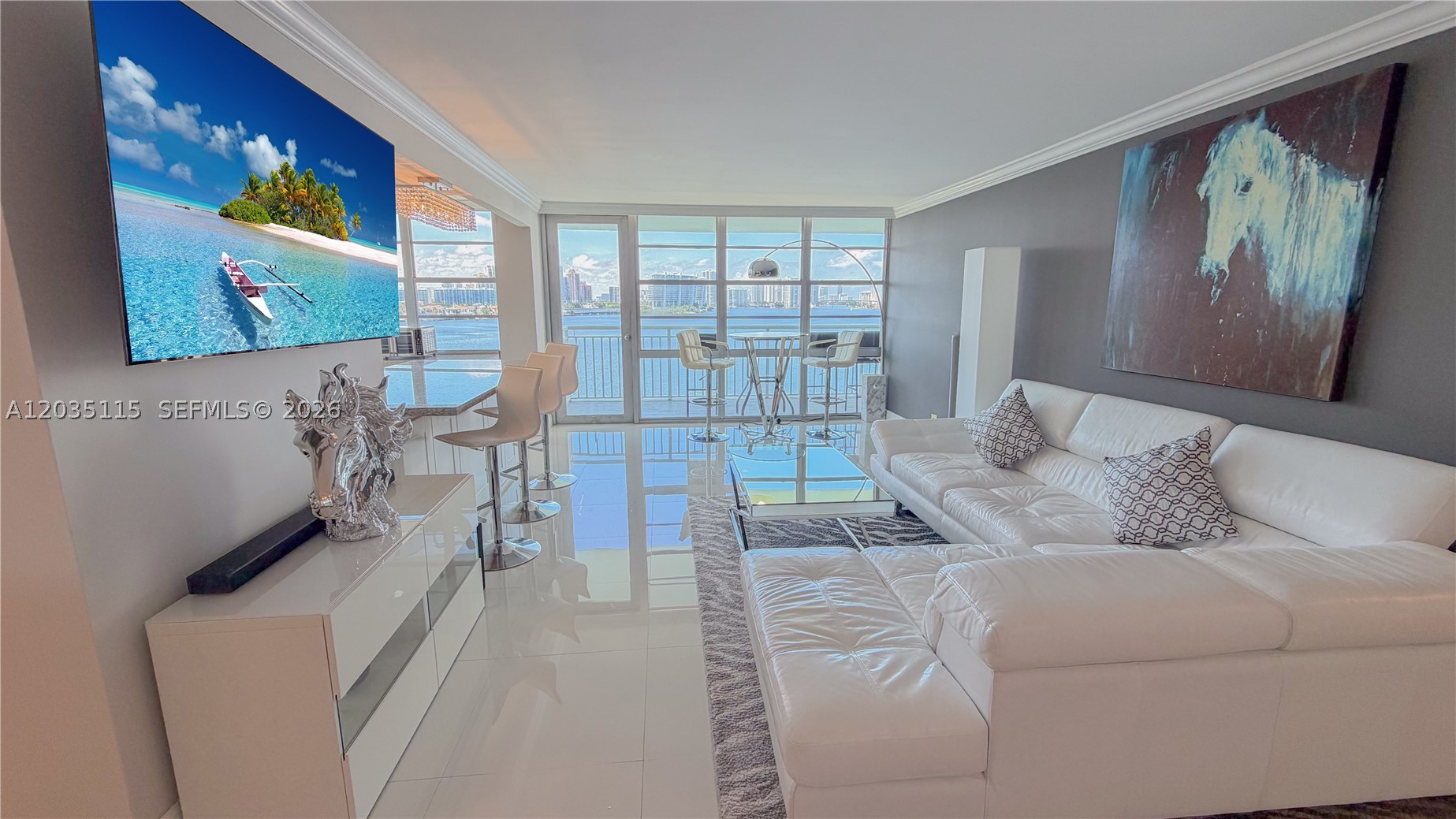 Winston Towers 500 - Residential