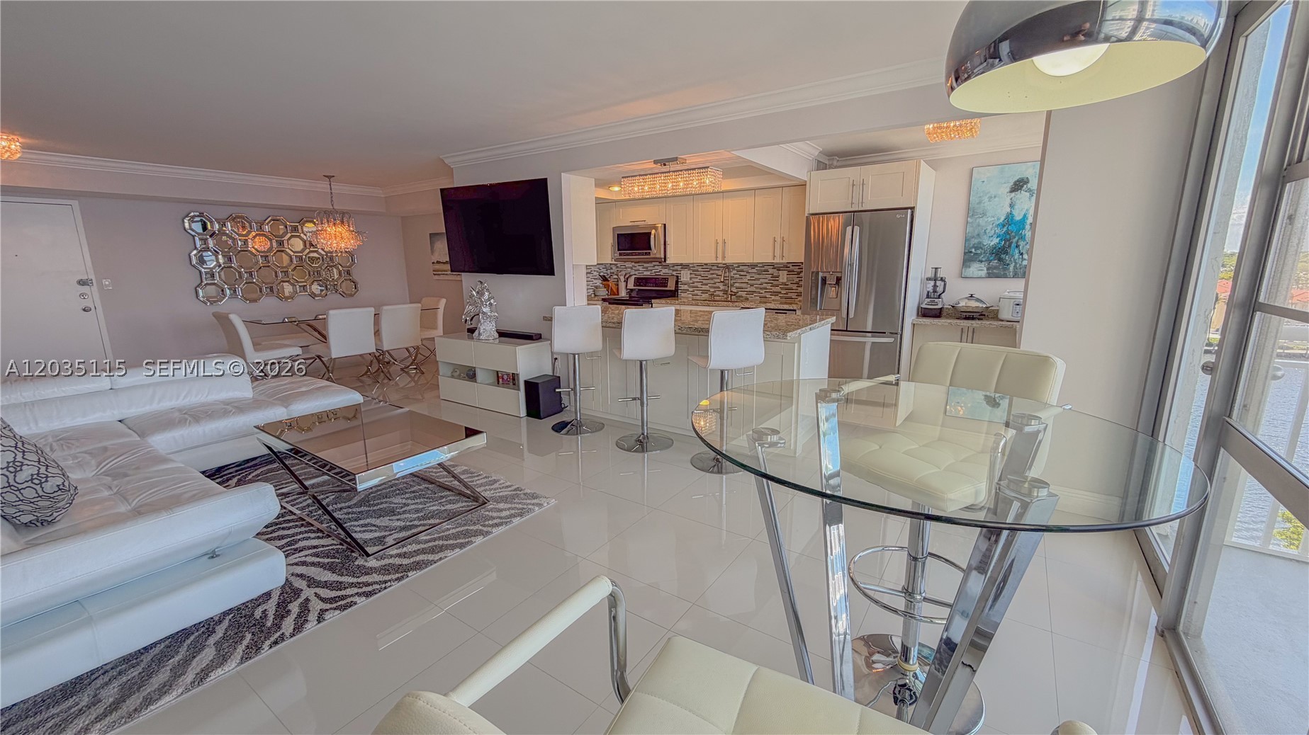 Winston Towers 500 - Residential