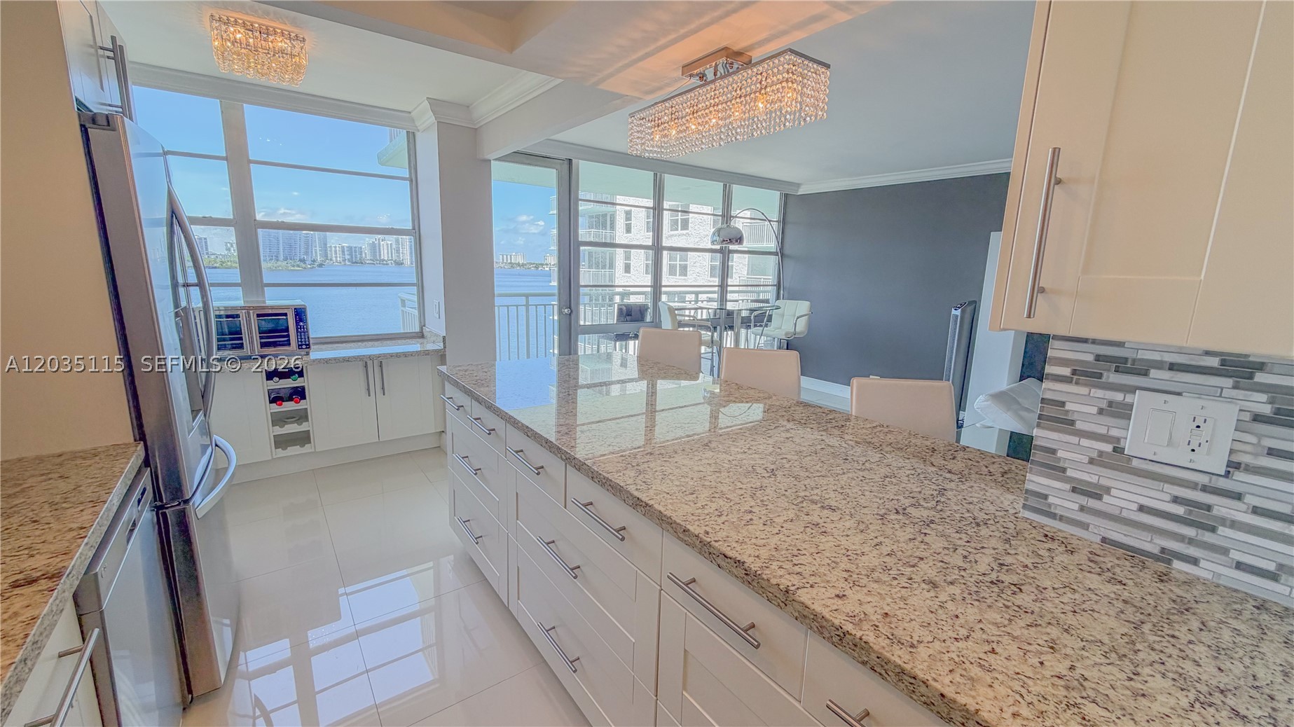Winston Towers 500 - Residential