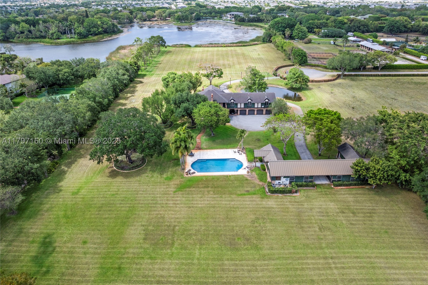 PALM BEACH FARMS CO 3 - Land