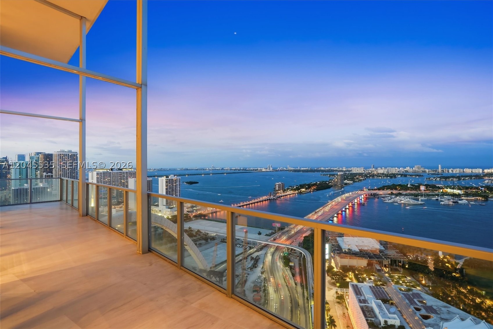 MARQUIS CONDO - Residential