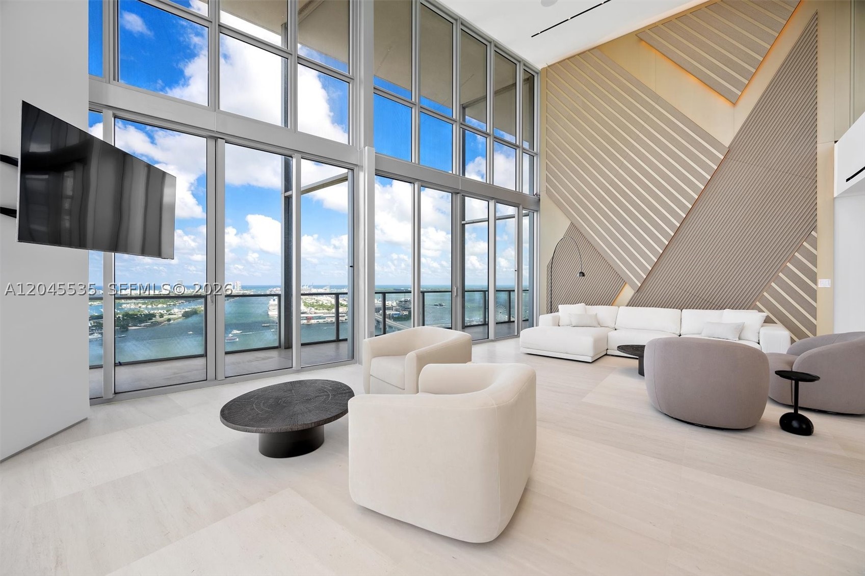 MARQUIS CONDO - Residential