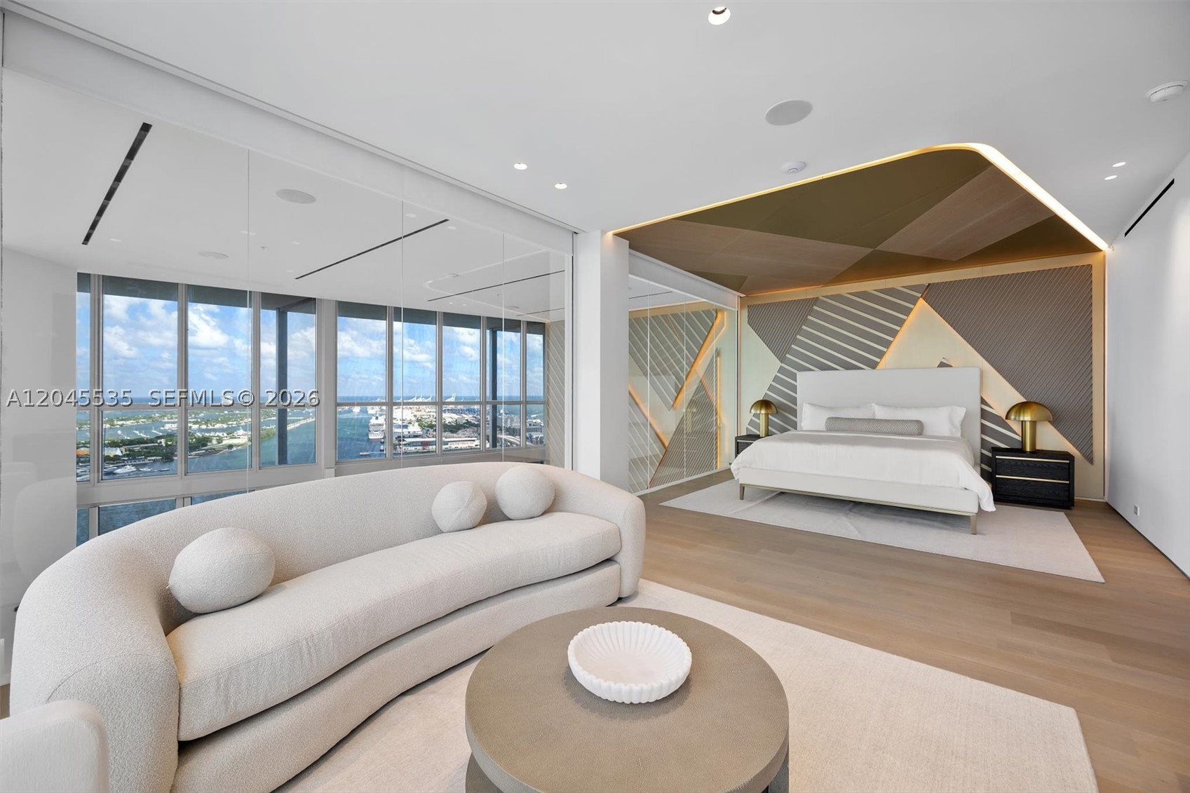 MARQUIS CONDO - Residential