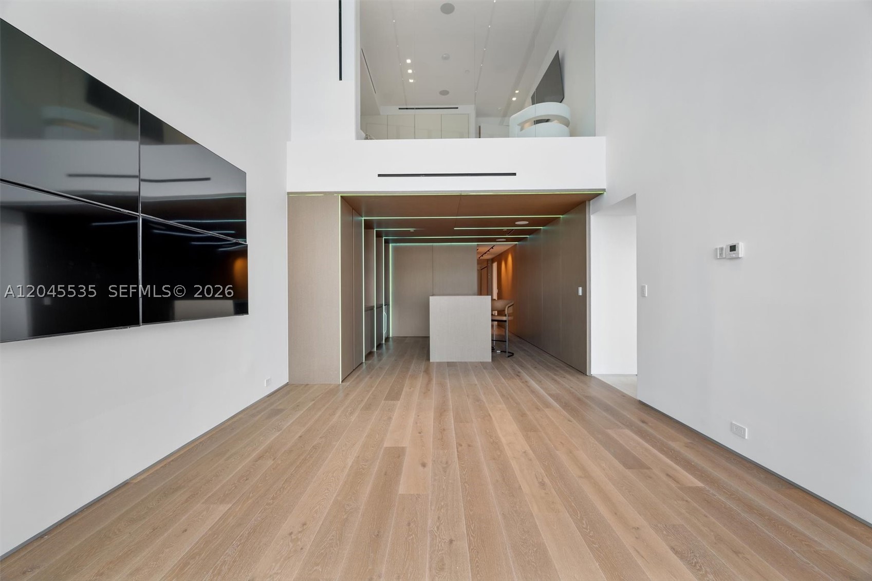 MARQUIS CONDO - Residential