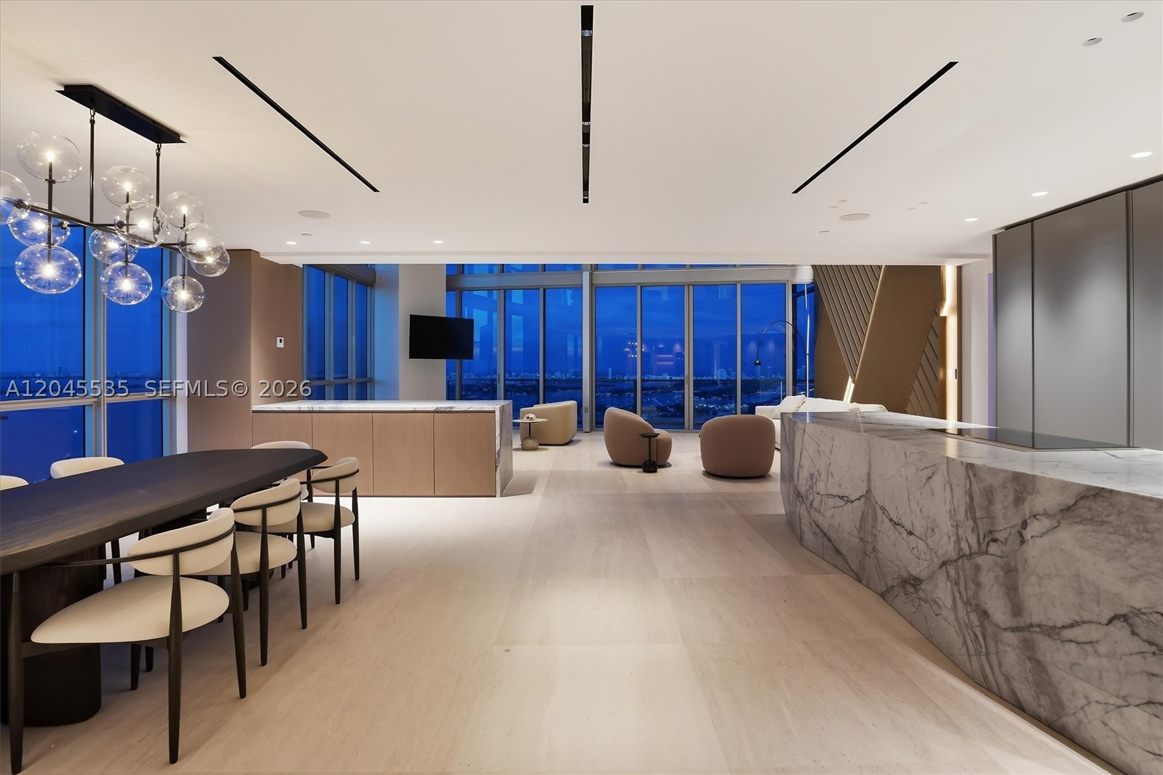 MARQUIS CONDO - Residential