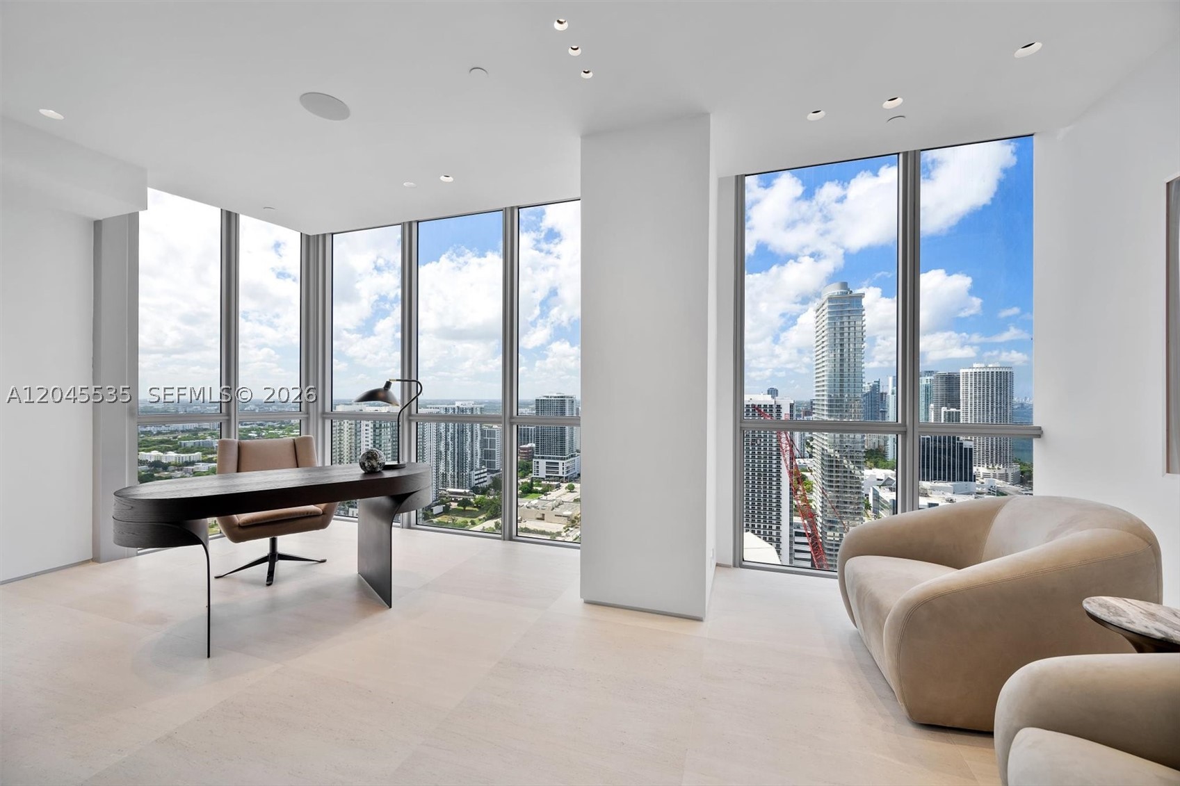 MARQUIS CONDO - Residential