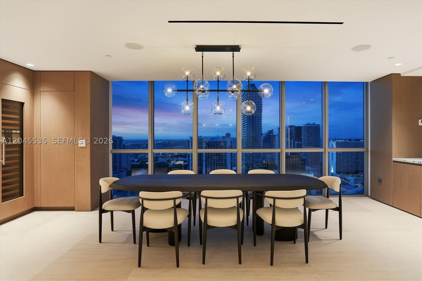 MARQUIS CONDO - Residential