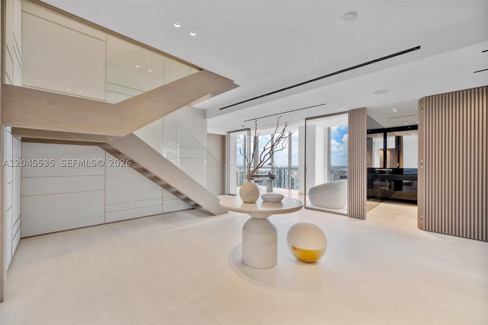 MARQUIS CONDO - Residential
