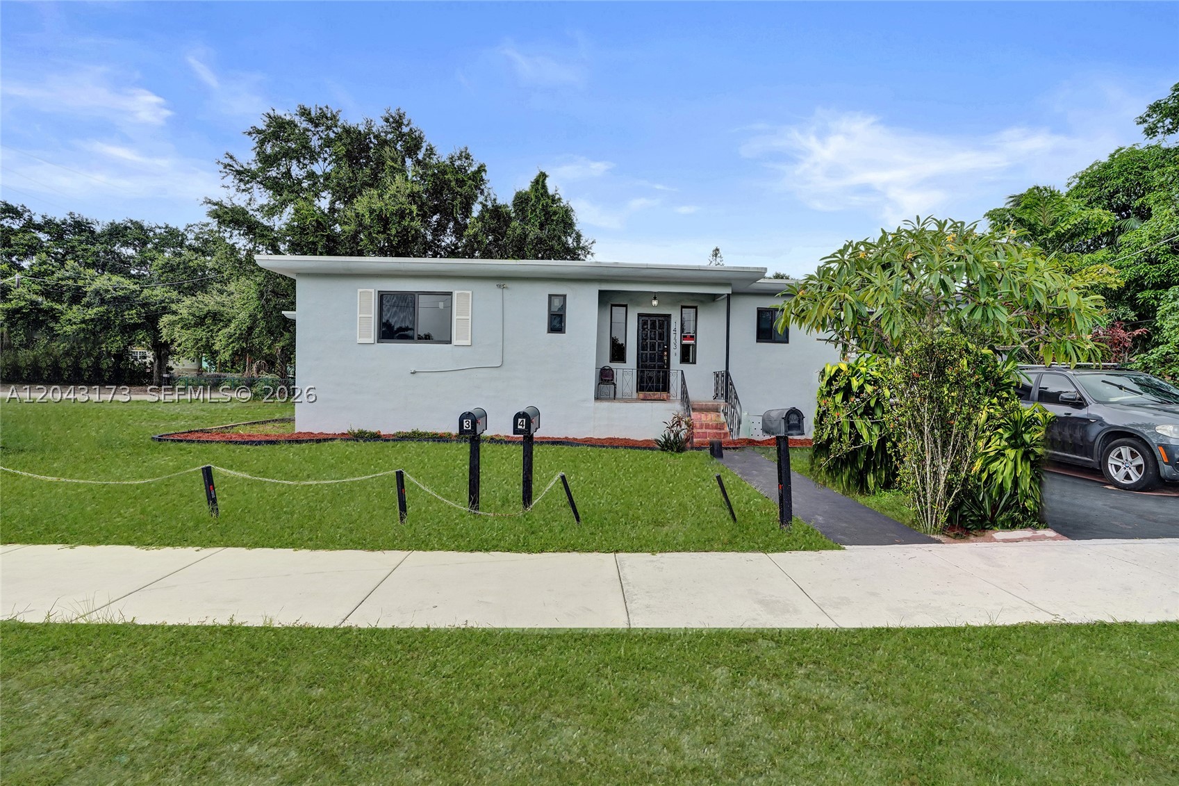 ARCH CREEKS ESTATES - Residential Income
