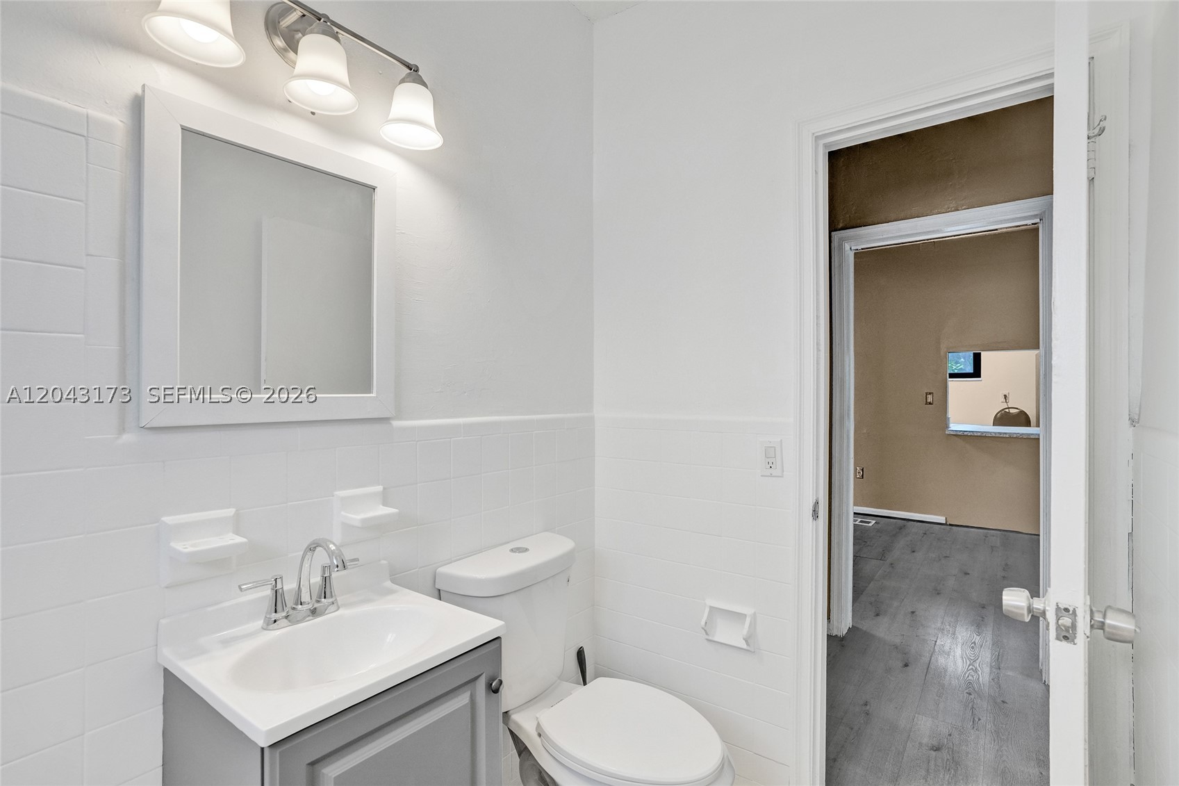 ARCH CREEKS ESTATES - Residential Income