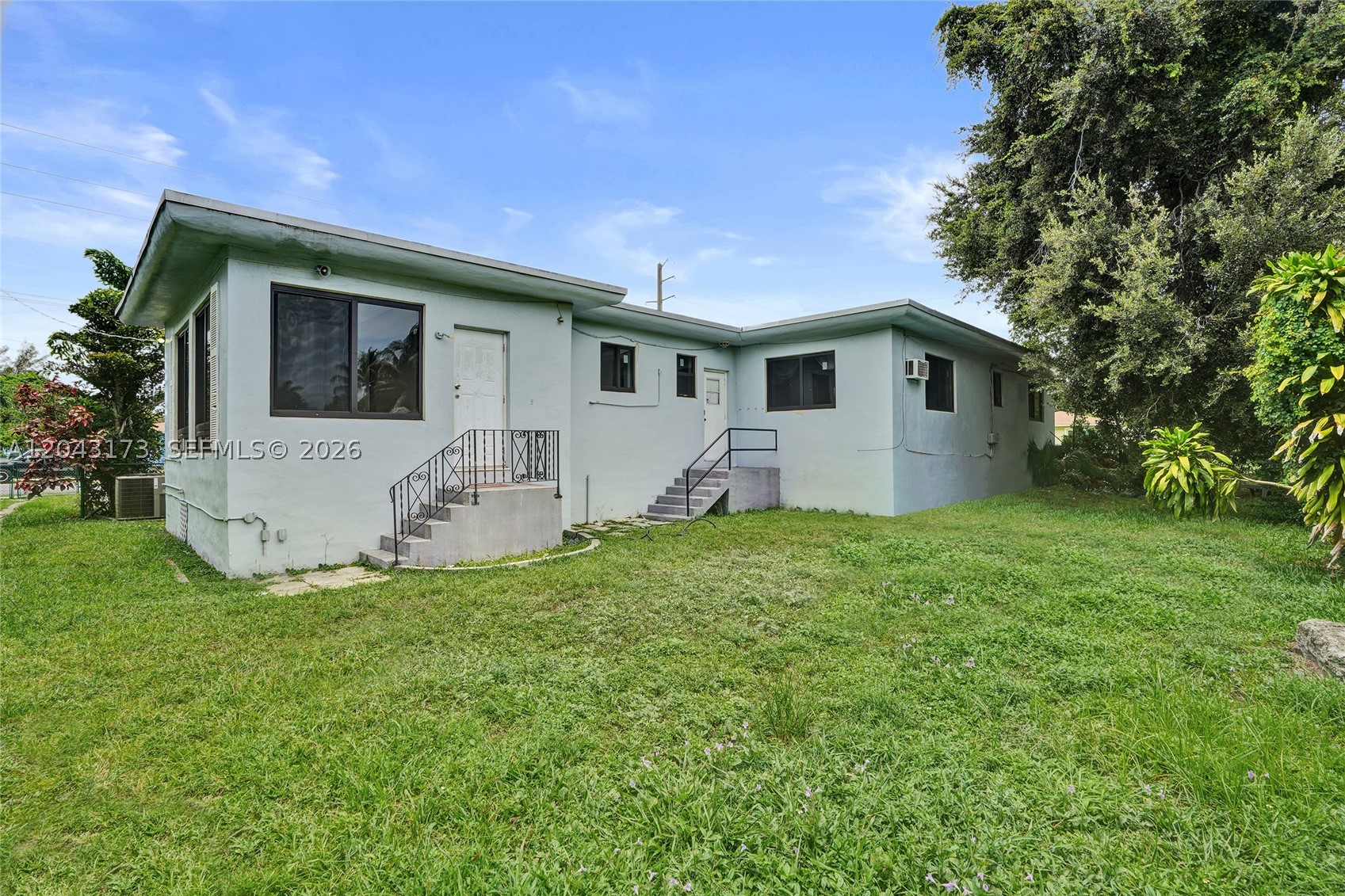 ARCH CREEKS ESTATES - Residential Income
