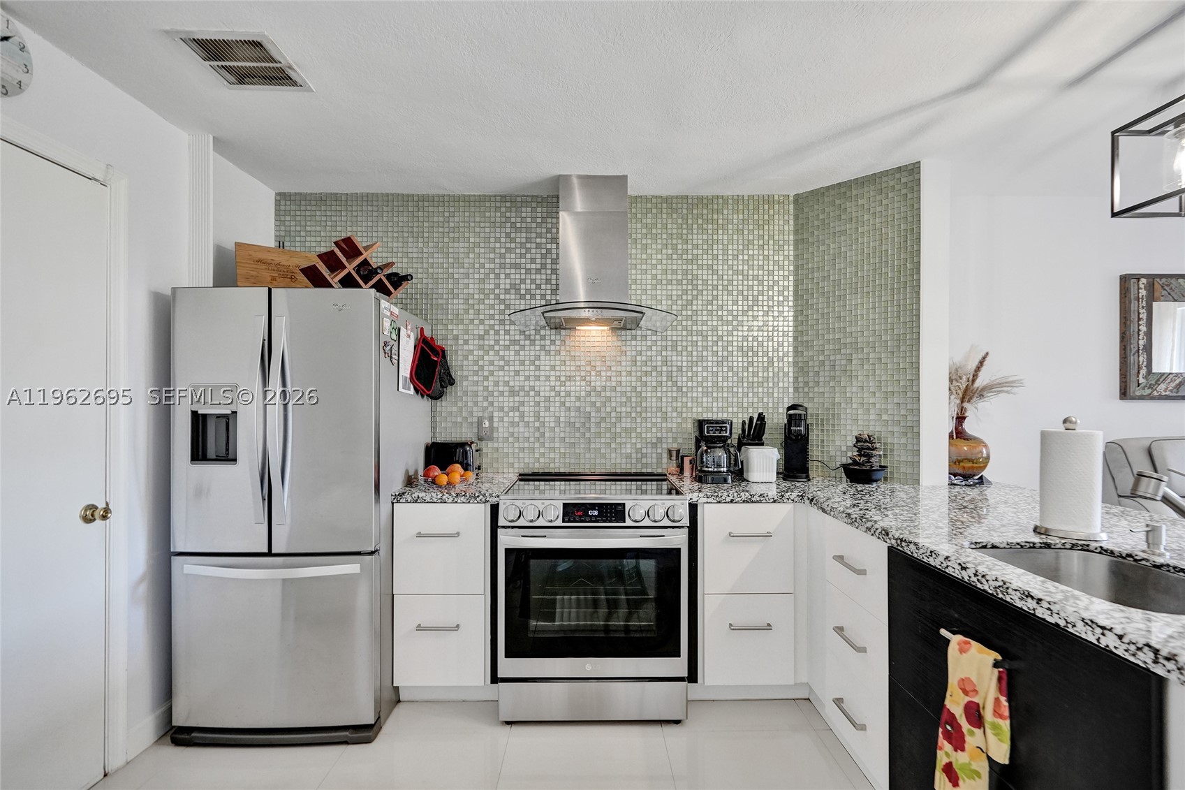 CORAL POINT NORTH - Residential