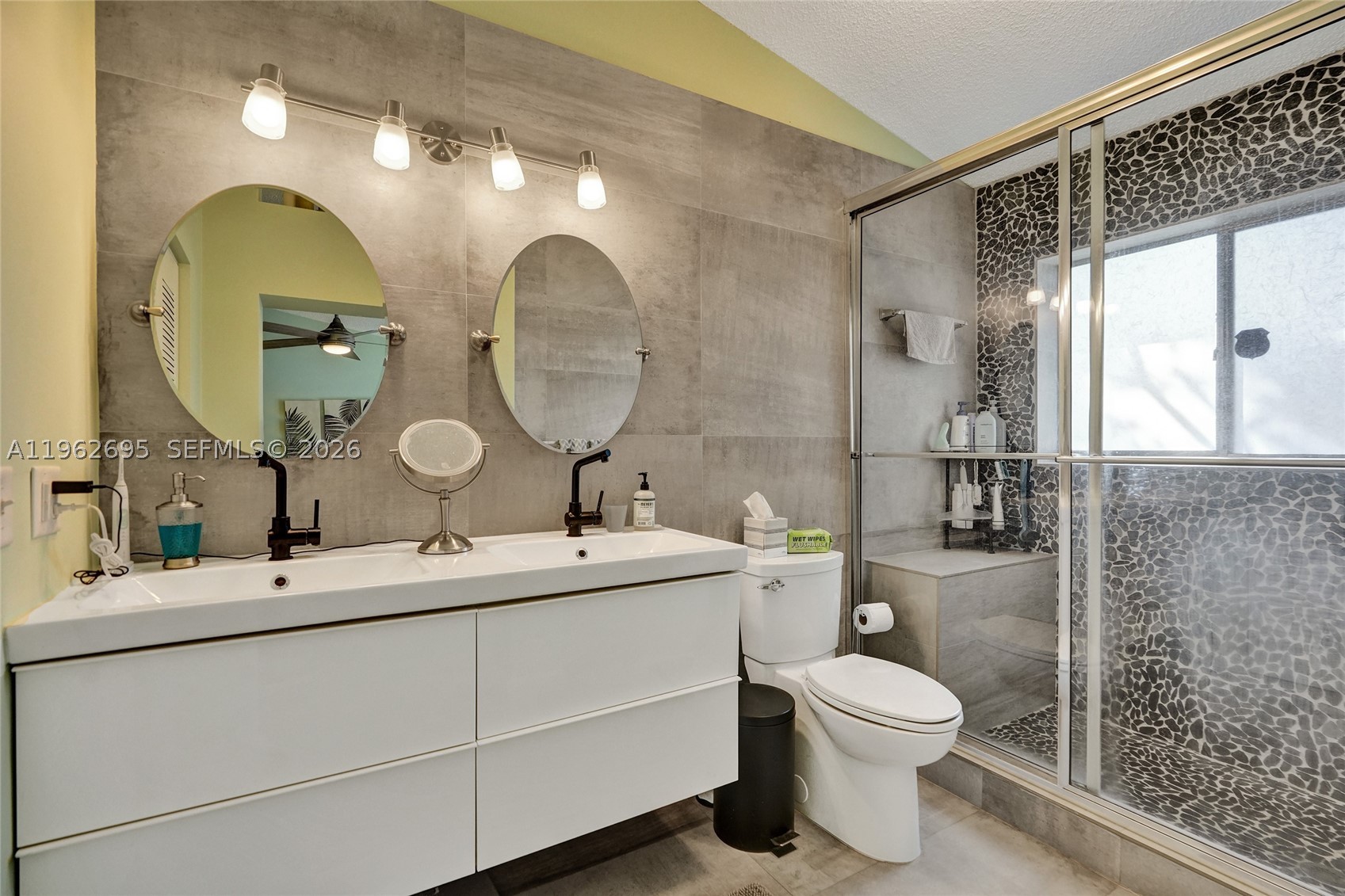 CORAL POINT NORTH - Residential