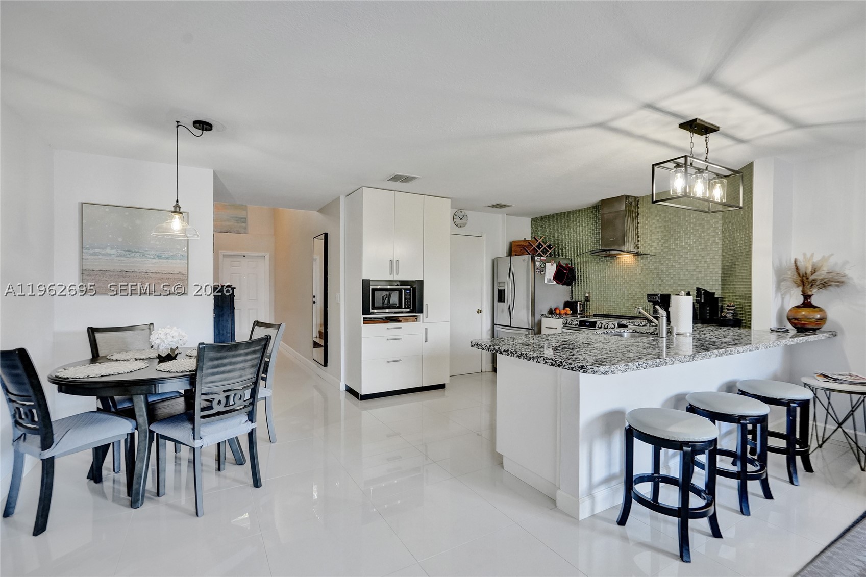 CORAL POINT NORTH - Residential