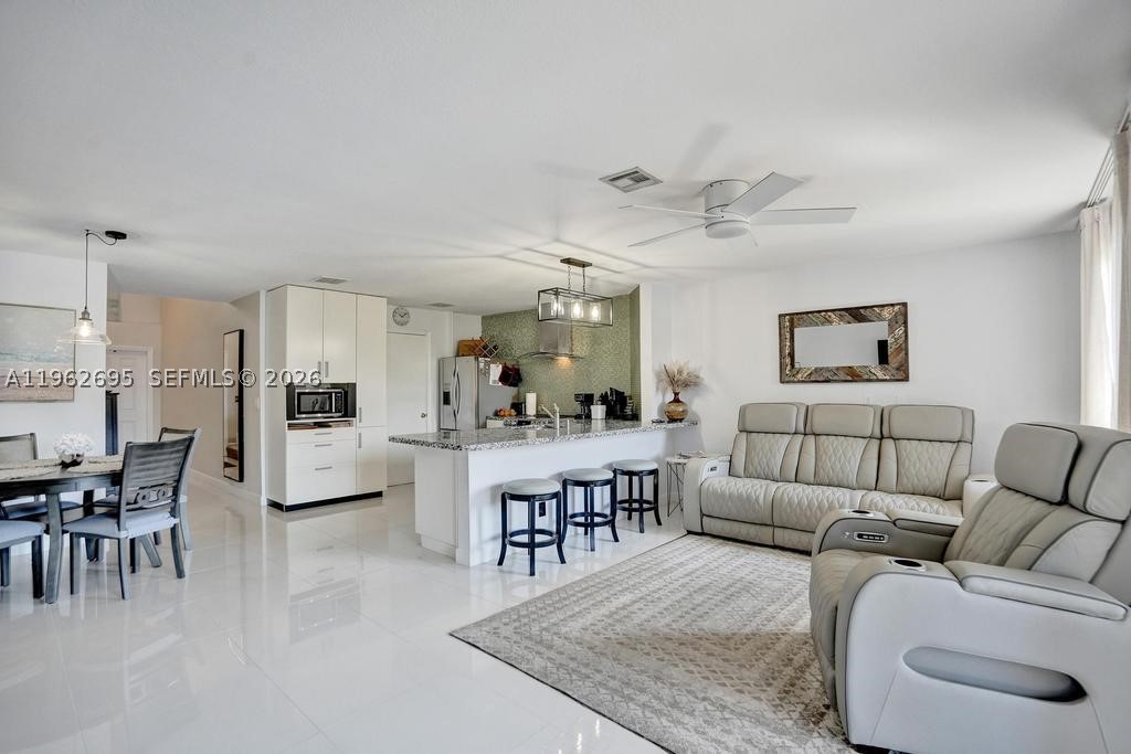 CORAL POINT NORTH - Residential