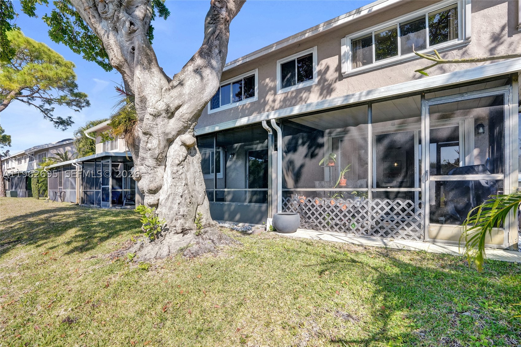 CORAL POINT NORTH - Residential