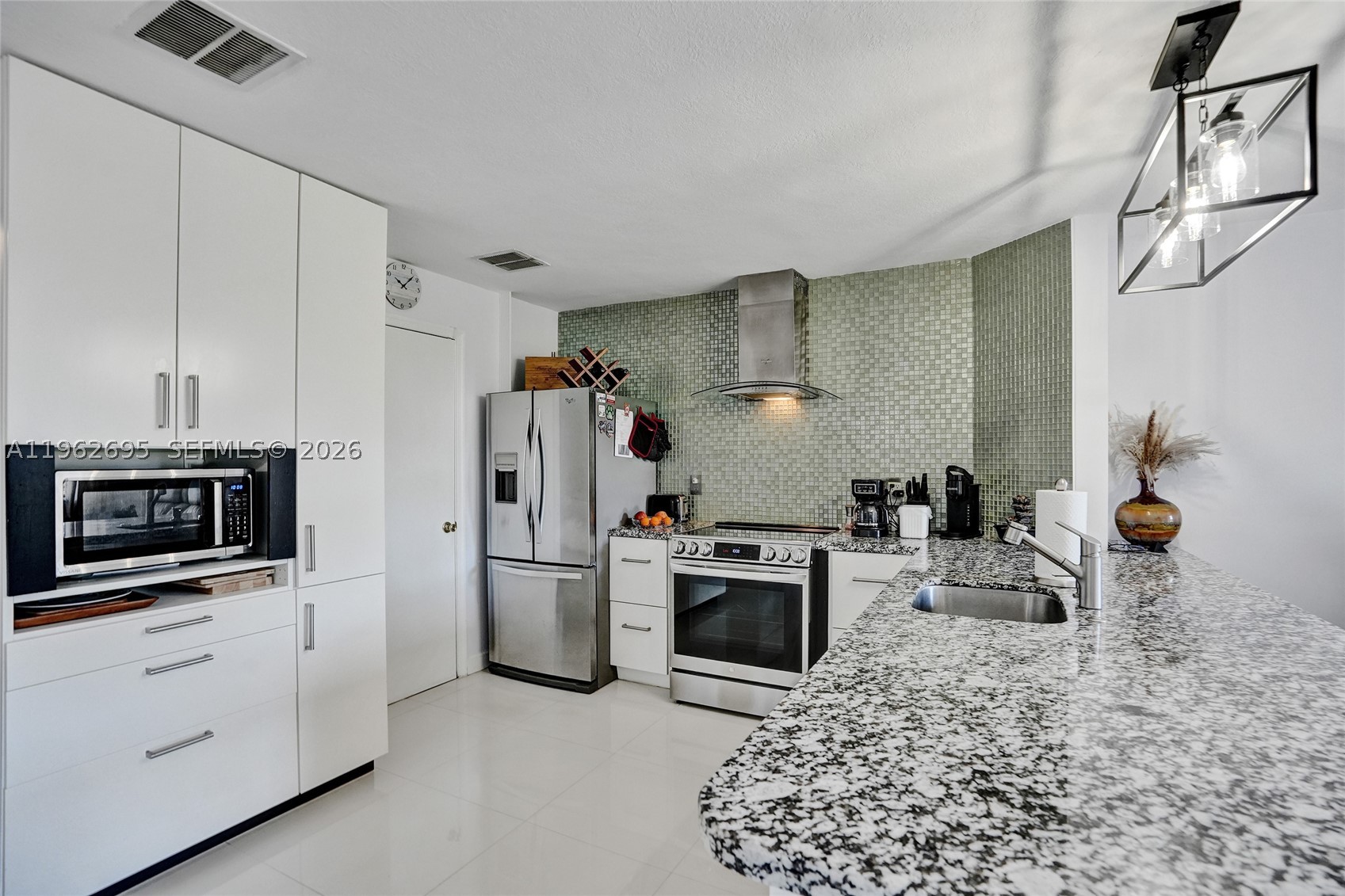 CORAL POINT NORTH - Residential