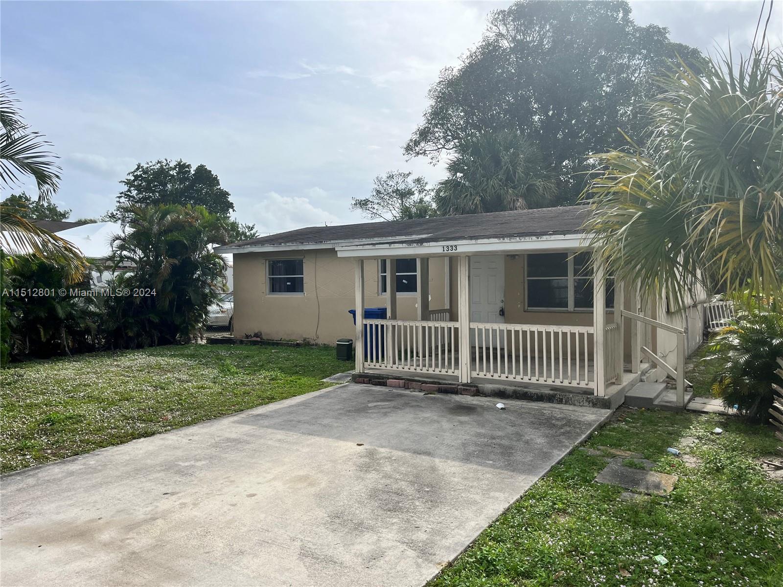AS IS 4 bedroom house needing some rehab. This is an investors ideal project. Property is fenced in and has big mango tree in backyard. new tankless water heater. Only accepting cash offers for now. Contact listing agent for more info
