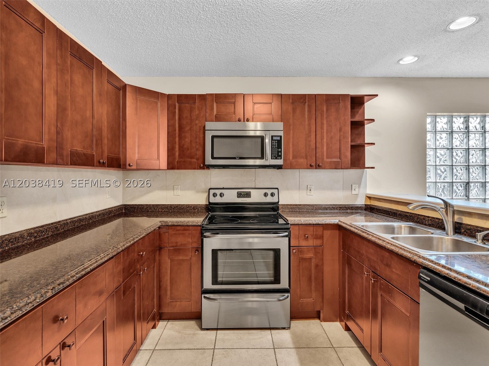 MINTO PLANTATION 1 - Residential Lease