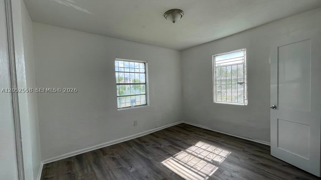 SEVENTH AVE PARK - Residential Lease