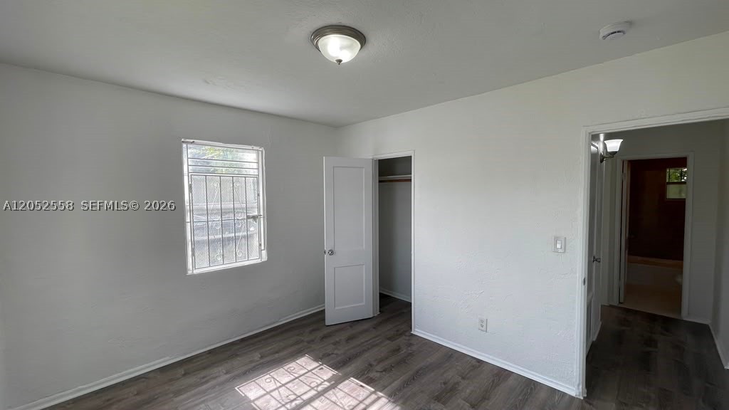SEVENTH AVE PARK - Residential Lease