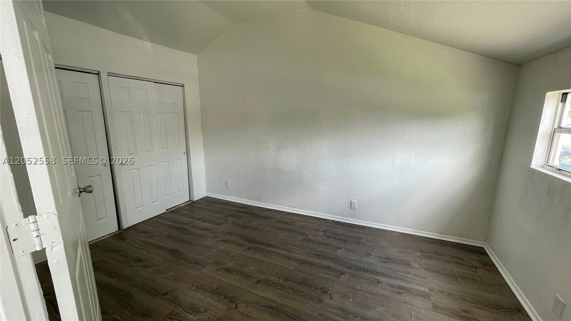 SEVENTH AVE PARK - Residential Lease