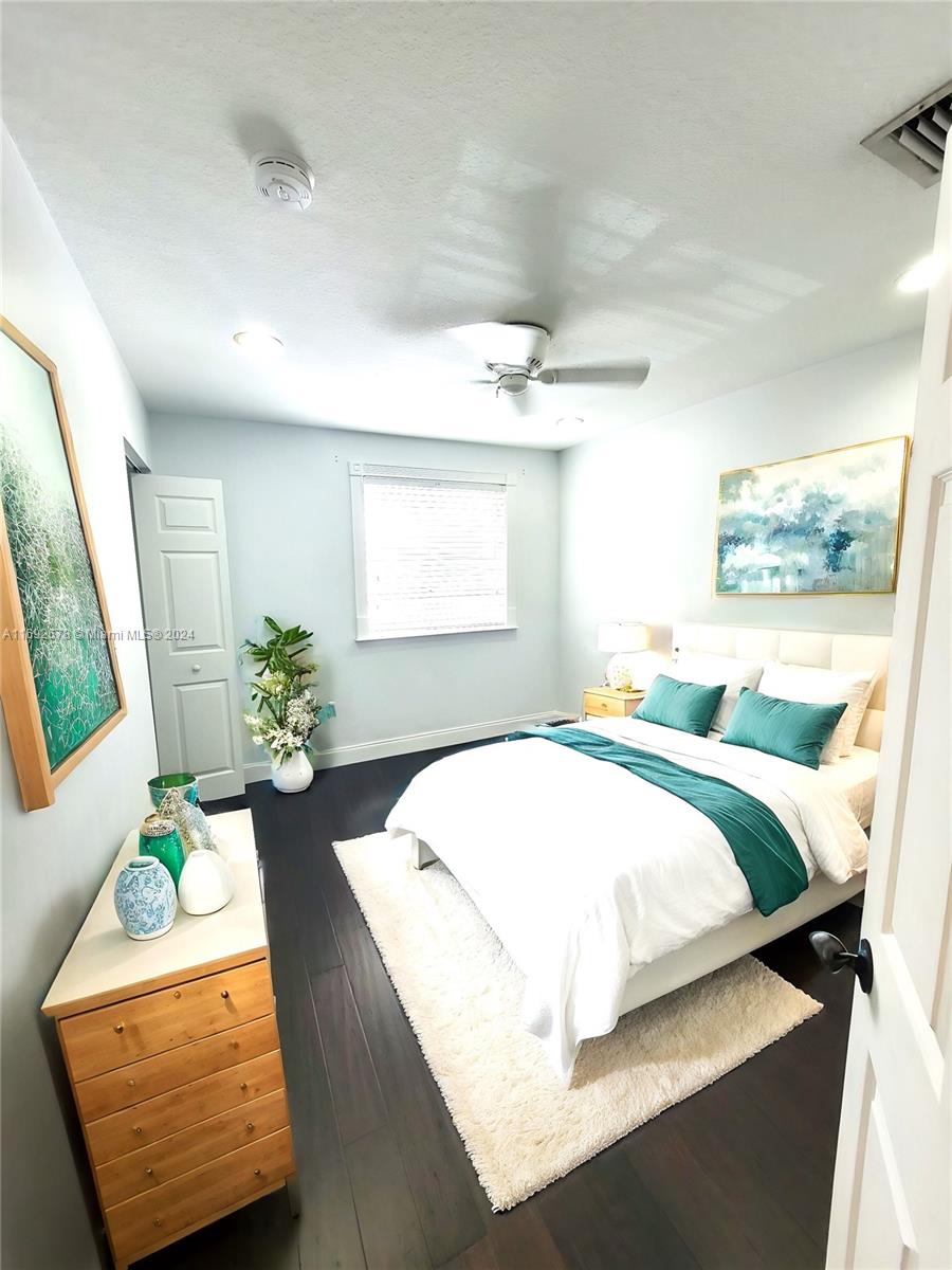 TOWNGATE CONDO EIGHT - Residential Lease