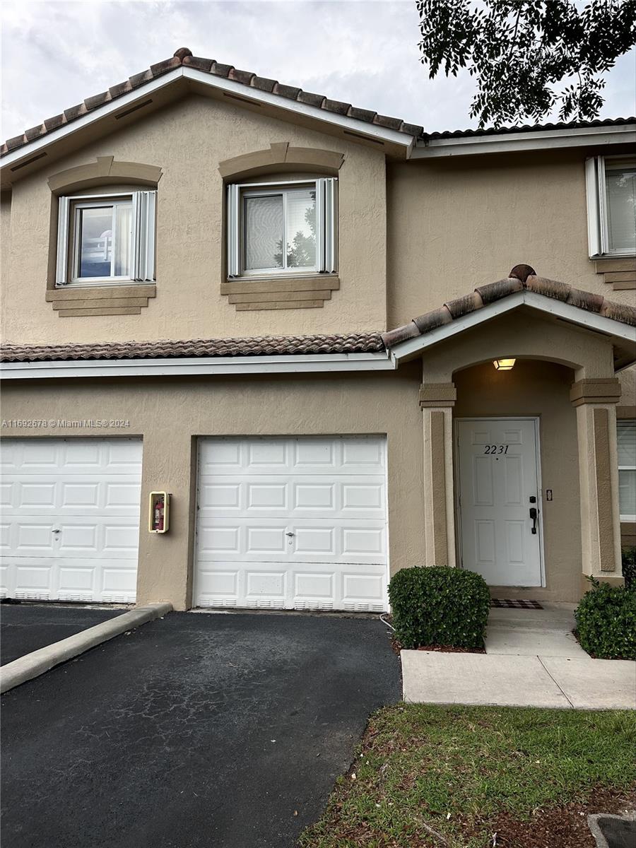 TOWNGATE CONDO EIGHT - Residential Lease
