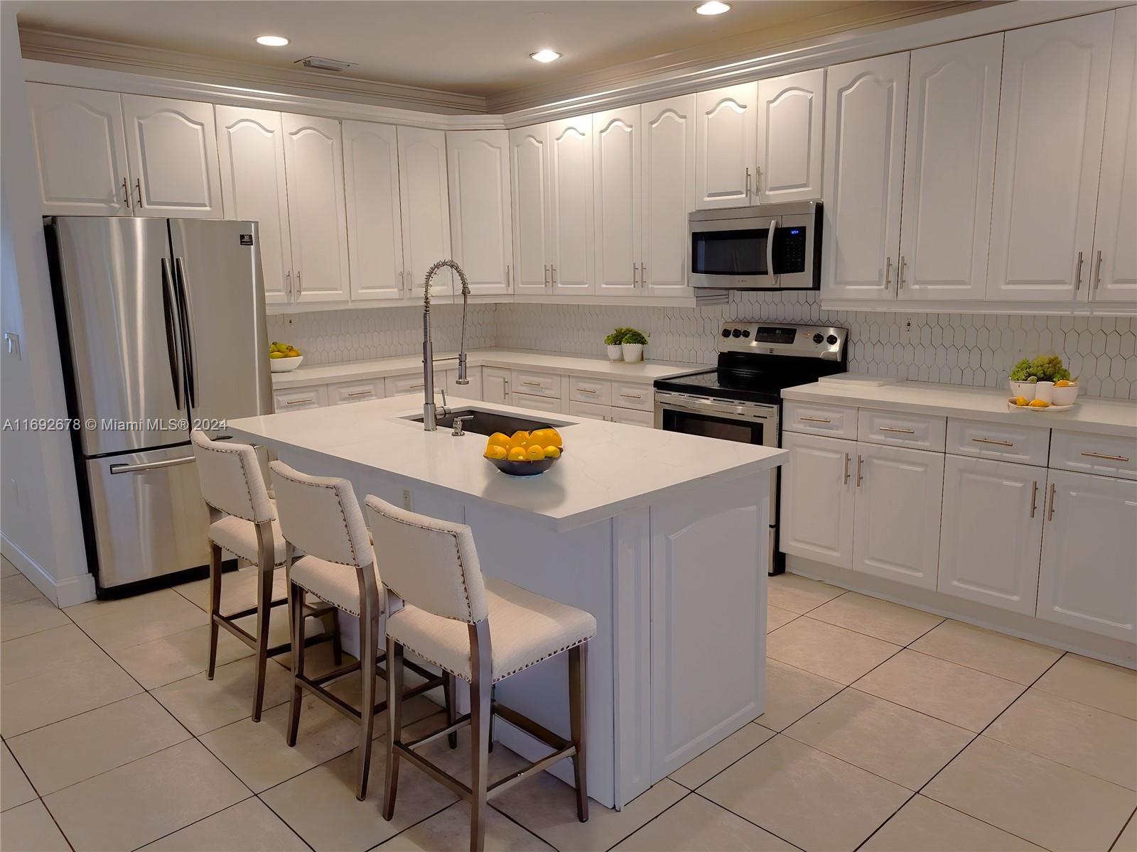 TOWNGATE CONDO EIGHT - Residential Lease