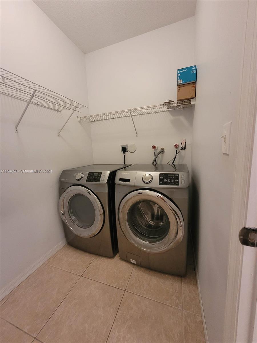 TOWNGATE CONDO EIGHT - Residential Lease