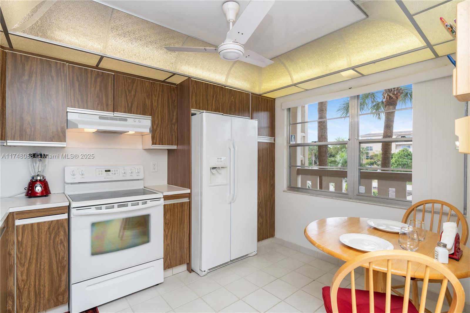 LUCAYA VILLAGE 2-B CONDO - Residential